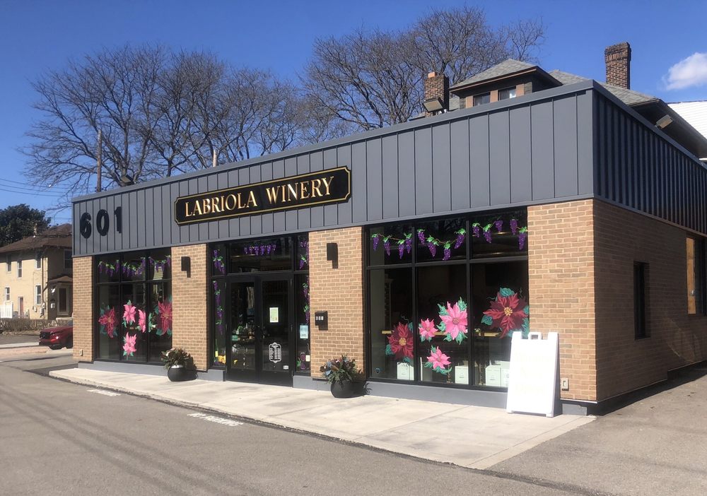 Labriola Winery - vineyard in Aspinwall, PA
