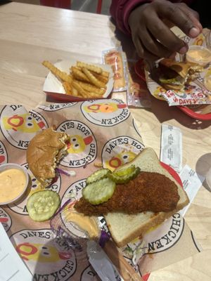 Dave's Hot Chicken by null