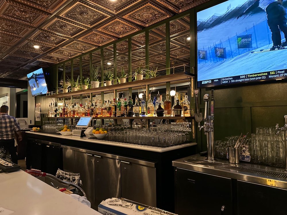 CIAO COCKTAIL LOUNGE 1368 Hertel Ave, Buffalo, New York Cocktail