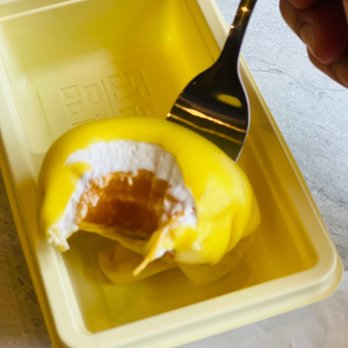 Honeymoon Dessert - Mango pillows interior - Desserts Near Me - Toronto, Ontario Honeymoon Dessert - Mango pillows interior - Desserts Near Me - Toronto, Ontario