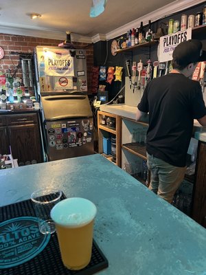 Streets Pub and Grub by null