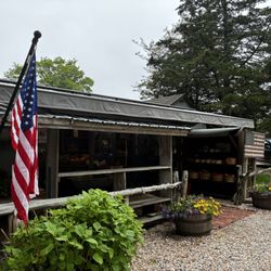 Round Swamp Farm - New season!