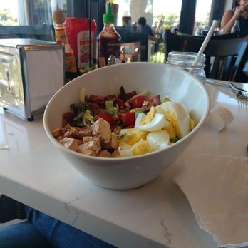 Braxton's Kitchen - Cobb salad - Breakfast & Brunch Near Me - Camarillo, California