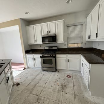 Elite Finish - Cabinet painting/refinish - Drywall Installation & Repair Near Me