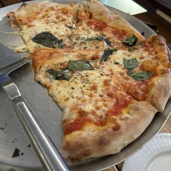 Venezia - Margherita Pizza - Pizza Near Me - Sarasota, Florida Venezia - Margherita Pizza - Pizza Near Me - Sarasota, Florida