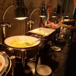 Hot food Hot food