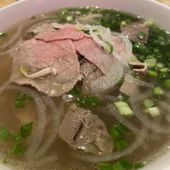 Hanoi's Pho - 22. Vietnamese Deluxe Noodle Soup Sliced flank steak, beef brisket, and beef balls w/ rice noodle soup. - Vietnamese Near Me - Havertown, Pennsylvania