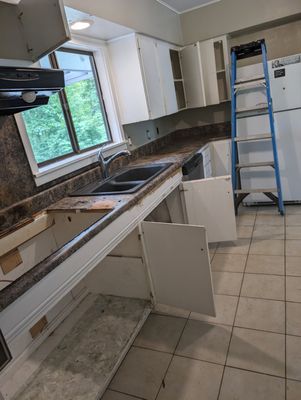 Humphries Construction Logo