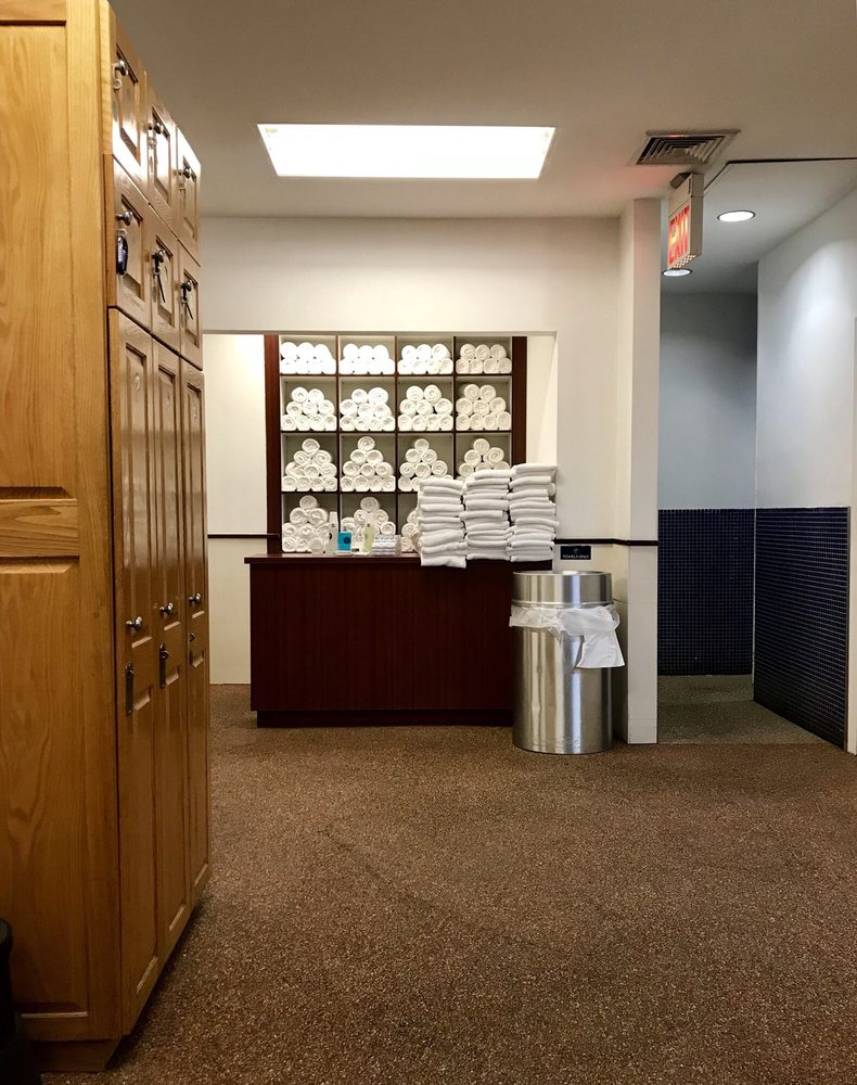 NEW YORK HEALTH & RACQUET CLUB CLOSED 15 Photos & 31 Reviews Gyms