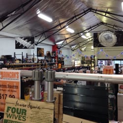 Decanters by the Bay - Large store with a good variety