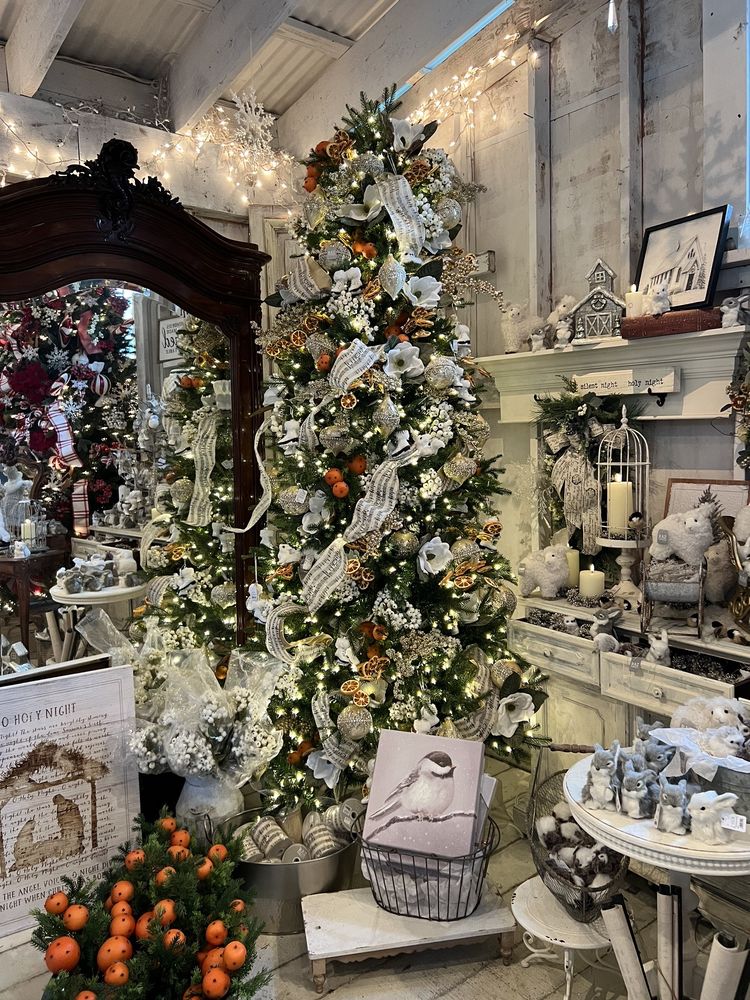 GRANDMA BUDDY’S CHRISTMAS TREE FARM Updated April 2024 84 Photos