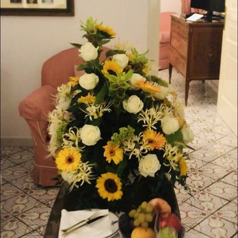 Hotel Santa Caterina - They had flowers, as well as sweets and fruit set up for us upon our arrival to the hotel. - Hotels Near Me - Amalfi, SA