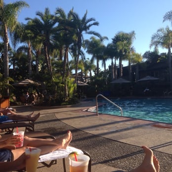 Humphreys Half Moon Inn - Relaxin by the pool! - San Diego, CA