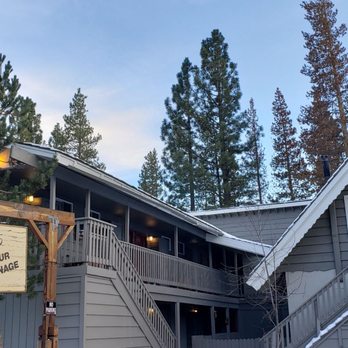 Cinnamon Bear Inn - afternoon check-in - Hotels Near Me - Mammoth Lakes, California Cinnamon Bear Inn - afternoon check-in - Hotels Near Me - Mammoth Lakes, California