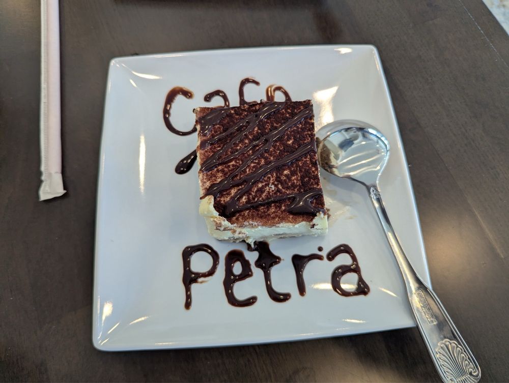 Cafe Petra Logo