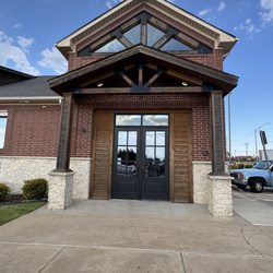 HealthCARE Express Urgent Care - Midwest City - Store front
