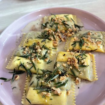 Dario - Doppio - Italian Near Me - Minneapolis, Minnesota