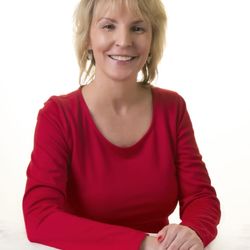 Downers Grove Eye Center - Patricia Moser, OD Comprehensive Optometry Contact Lens Specialist