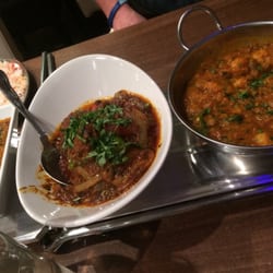 voujon - My prawn bhuna and some kind of meatball curry dish ... Not all for me!