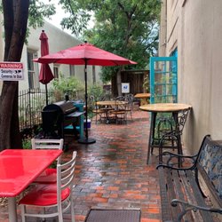 El Barrio Tapas Joint - Outdoor area