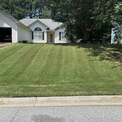 Eady’s Lawn Care - Stripes