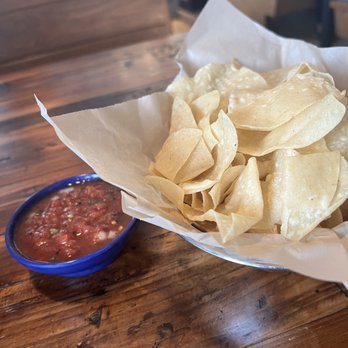 Blue Goose Cantina - Crispy chips & salsa arrived soon as seated - Tex-Mex Near Me - Grand Prairie, Texas Blue Goose Cantina - Crispy chips & salsa arrived soon as seated - Tex-Mex Near Me - Grand Prairie, Texas