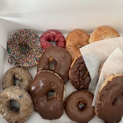 Max's Donut Shop