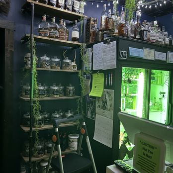 Bones and Botanicals - Tea Rooms Near Me - Wallingford, Connecticut