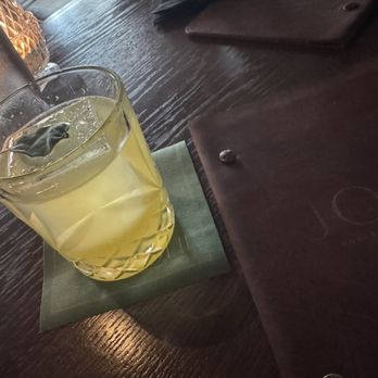 Jolie - The Minx - Cocktail Bars Near Me - New Orleans, Louisiana