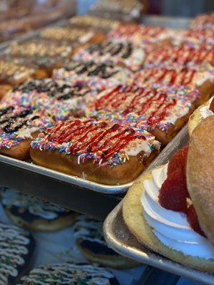 Donut Bar & Bakery by null
