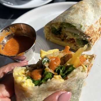 Zinqué - Breakfast Burrito - French Near Me - West Hollywood, California