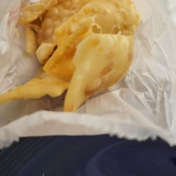 Yummy Asian - Complimentary crispy noodles