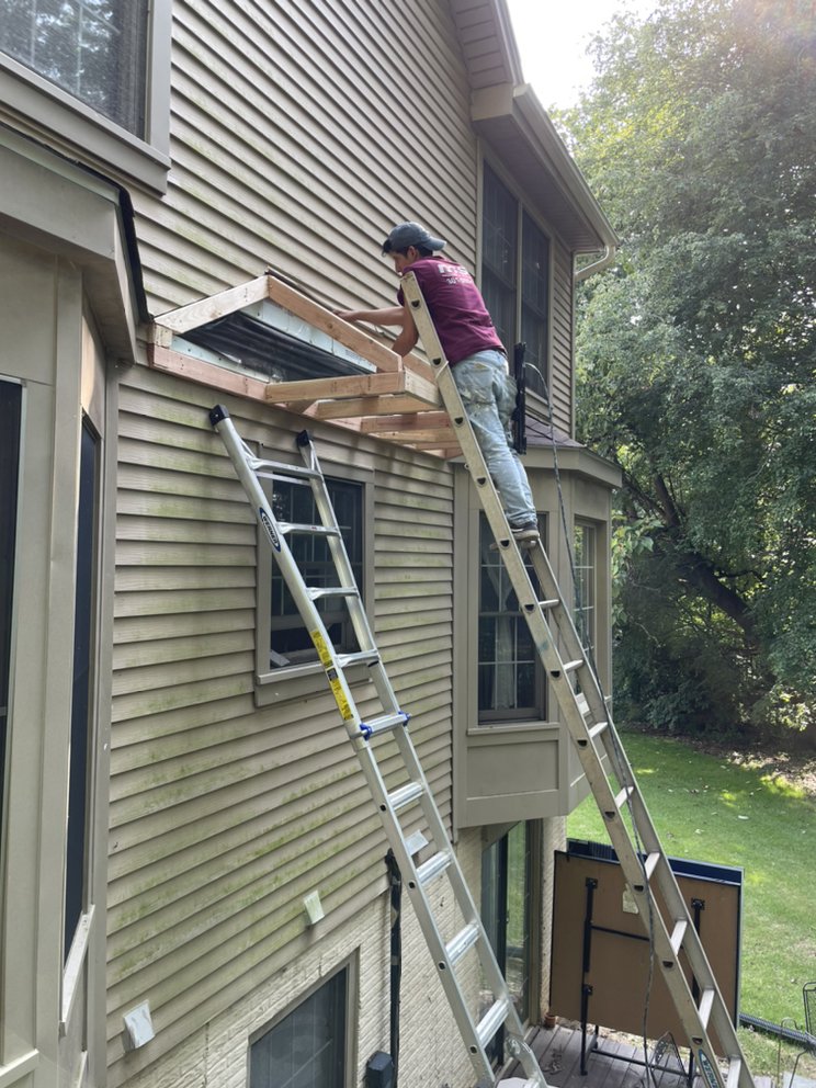 Slide of MSI Residential Renovations