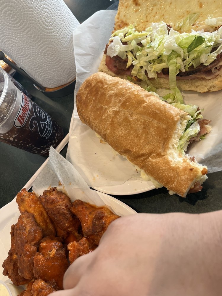 Bellacino's Pizza & Grinders