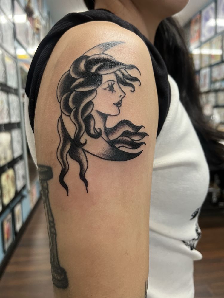 Mammoth Tattoo Studio - Tattoo of lady in a moon - Tattoo Near Me - Kirkland, Washington Mammoth Tattoo Studio - Tattoo of lady in a moon - Tattoo Near Me - Kirkland, Washington