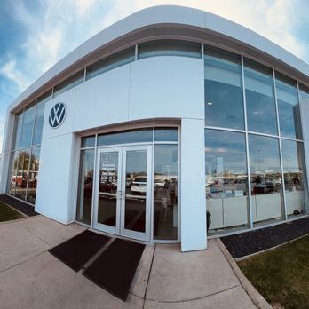 Brunswick Volkswagen - Exterior - Car Dealers Near Me - Brunswick, Ohio Brunswick Volkswagen - Exterior - Car Dealers Near Me - Brunswick, Ohio