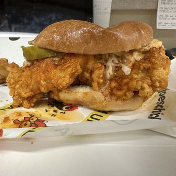 Hangry Joe's - Chicken Shop Near Me - Woodbury, Minnesota