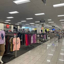 Kohl's - Women's activewear