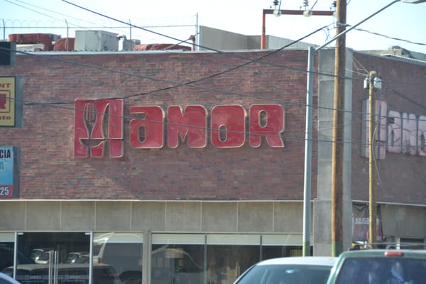 Amor by null