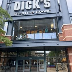 DICK'S Sporting Goods