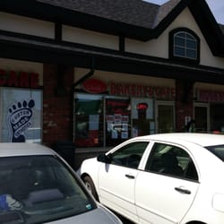 Davide Bakery and Cafe - The front of the store
