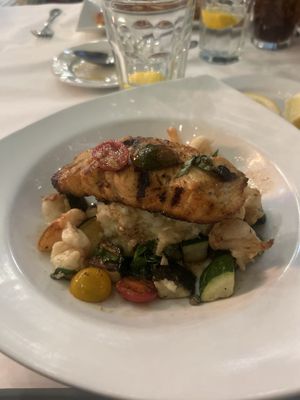 St Helena Bistro California cuisine by null