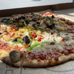 Pieology Pizzeria Southbay Pavillion Mall - Don't judge my weird taste