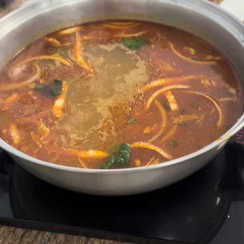 Hot Pot Heaven - Thai Broth Bowl - Vietnamese Near Me - Honolulu, Hawaii