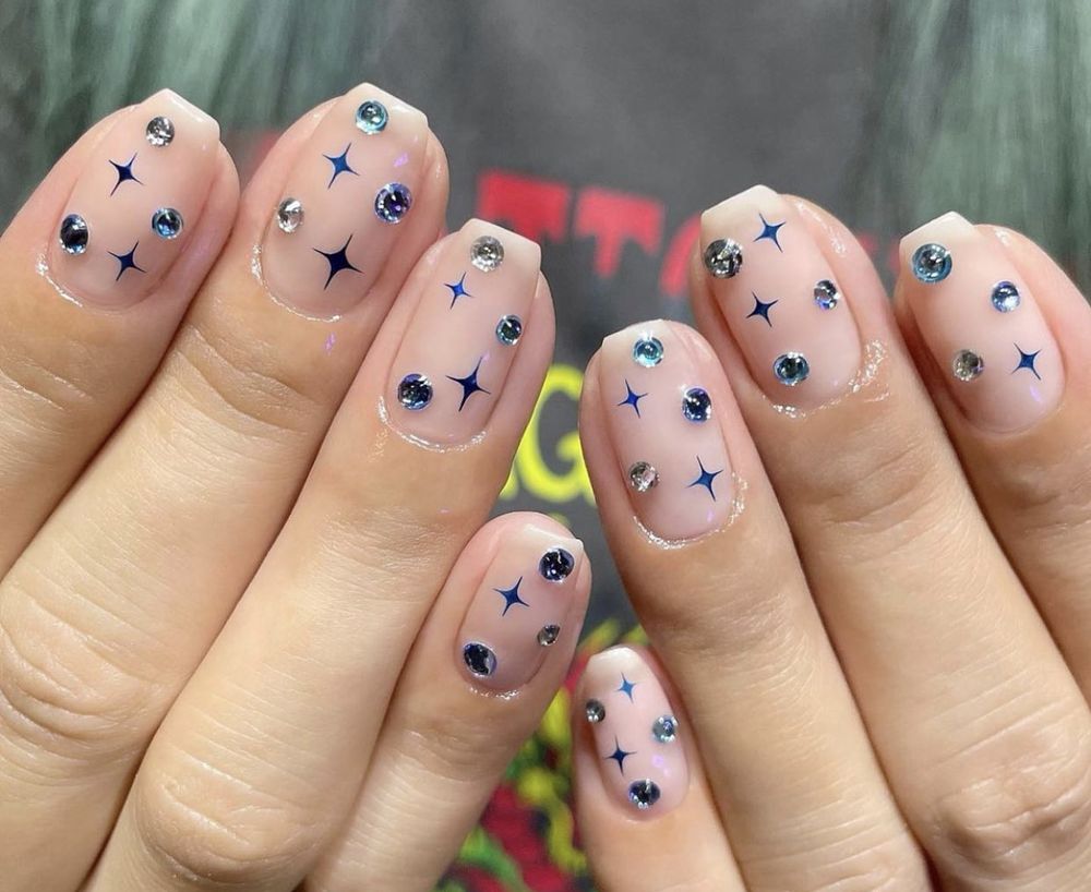 Beauvie Nails Studio Logo
