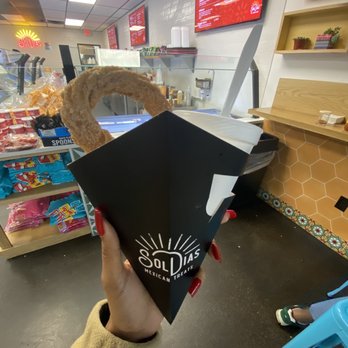 Sol Dias - Churro Ice Cream - Ice Cream & Frozen Yogurt Near Me - Irving, Texas