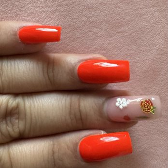Sparkle Nails - Nail Salons Near Me - Ceres, California