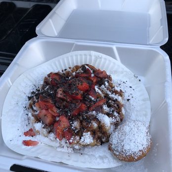 Fun-Diggity Funnel Cakes - Desserts Near Me - Compton , California