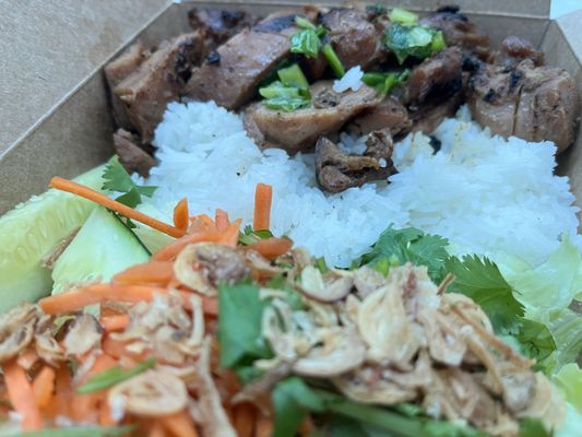 Bambuza Vietnam Kitchen - PDX Concourse C & E by null