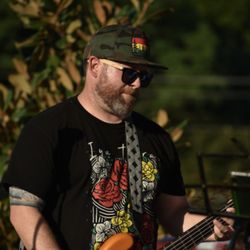 Bert Driver's Burlap Room is a beer garden and taproom at Bert Driver Nursery in Smithville, TN. Plainview Vibes has performed there.